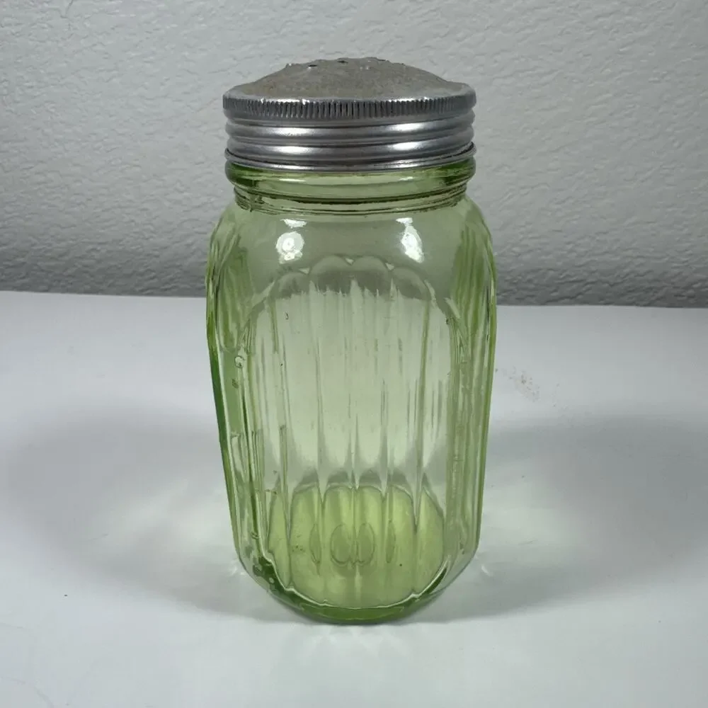 Green Depression Glass Shaker URANIUM Hocking Ribbed Range Hoosier 1930s